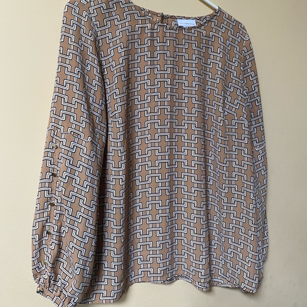 Liz Claiborne M